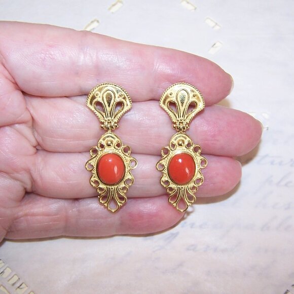 Etruscan Revival 18K Gold Orange Coral Dangle Drop Earrings - Posts with Nuts - Picture 1 of 6